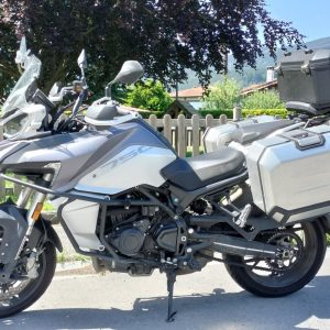 Moto QJ SRT 800 2023