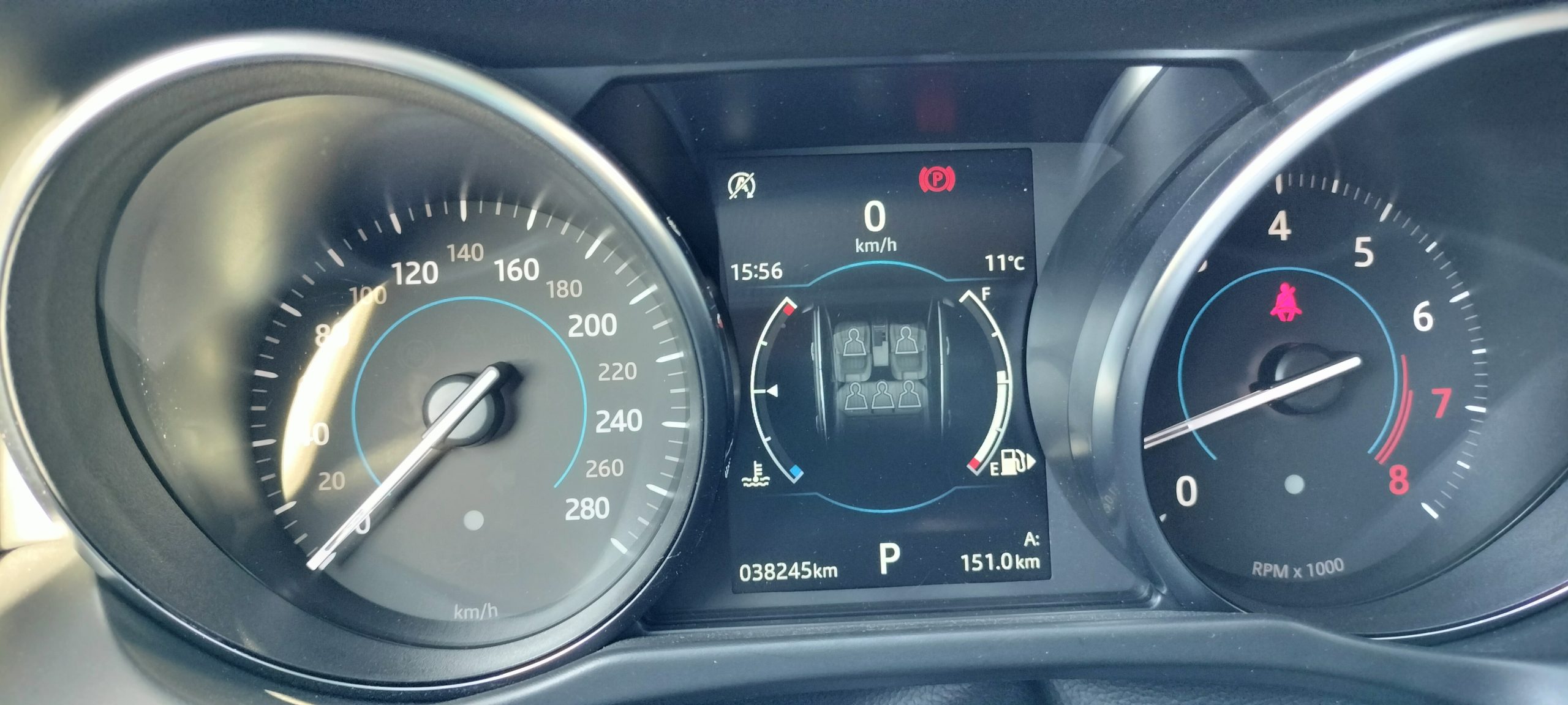 JAGUAR XF 250 CV GASOLINA - Imagen 4